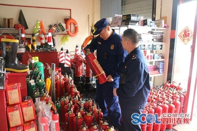 梓潼县多部门联动，严查消防产品及机械设备租赁市场安全隐患